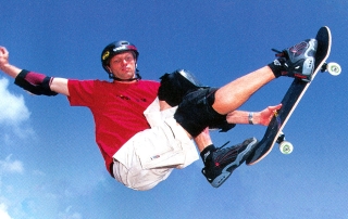 Tony Hawk doing an aerial grab in the Tony Hawk's Pro Skater 3 key art.